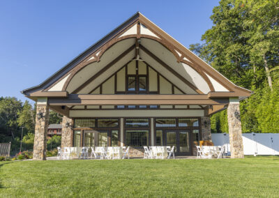 River’s Edge at Saint Clements Marina, exterior dining area
